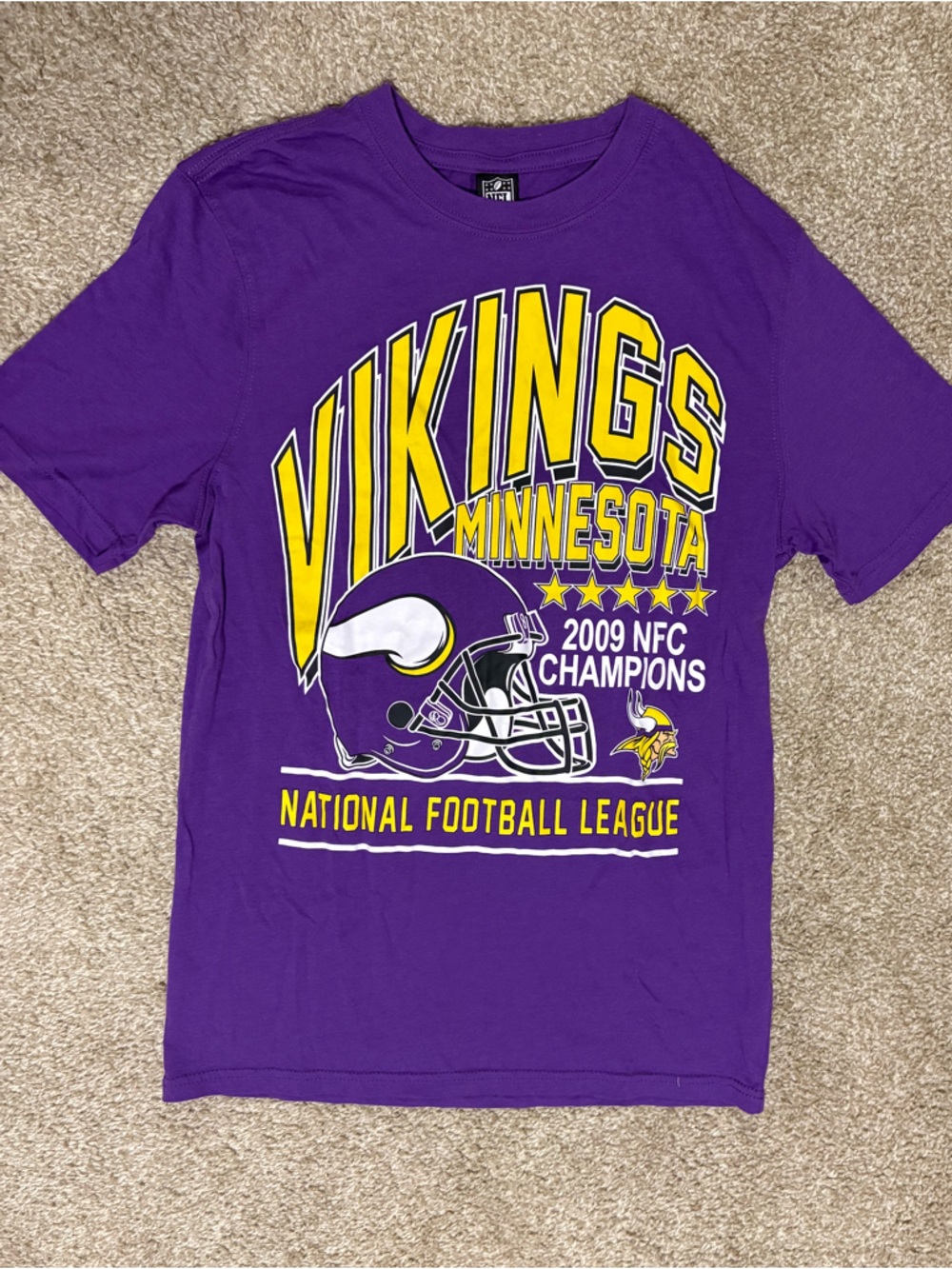 NFL Purple and Yellow Vikings Logo Crew Neck Tee